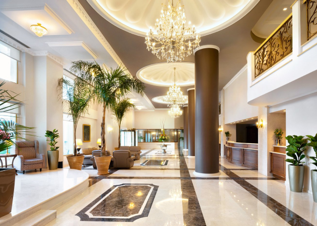 Hotel Decors